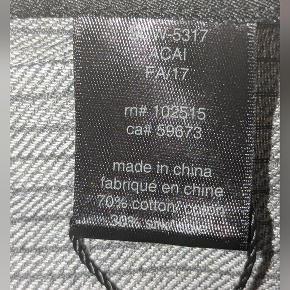 John Varvatos Collection Scarf Gray Ombre NWT - Picture 6 of 9